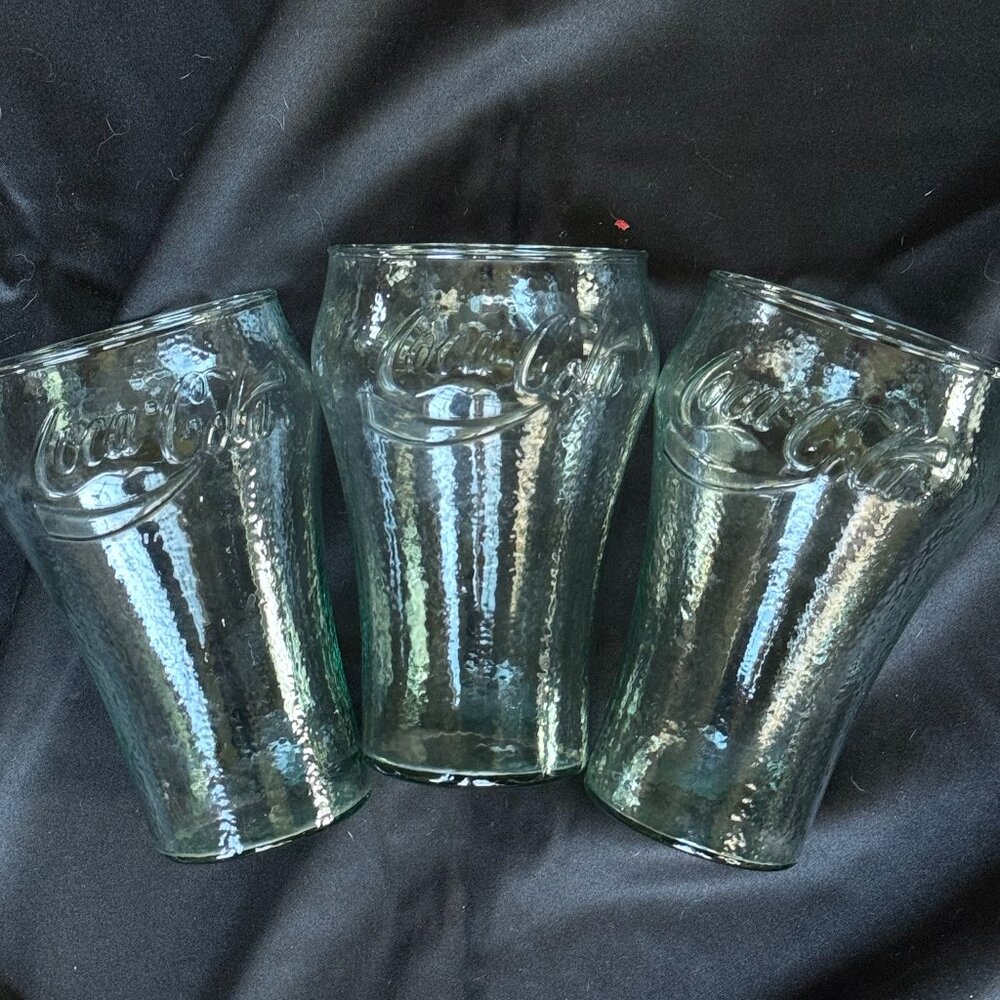 Large tumbler Coke glasses